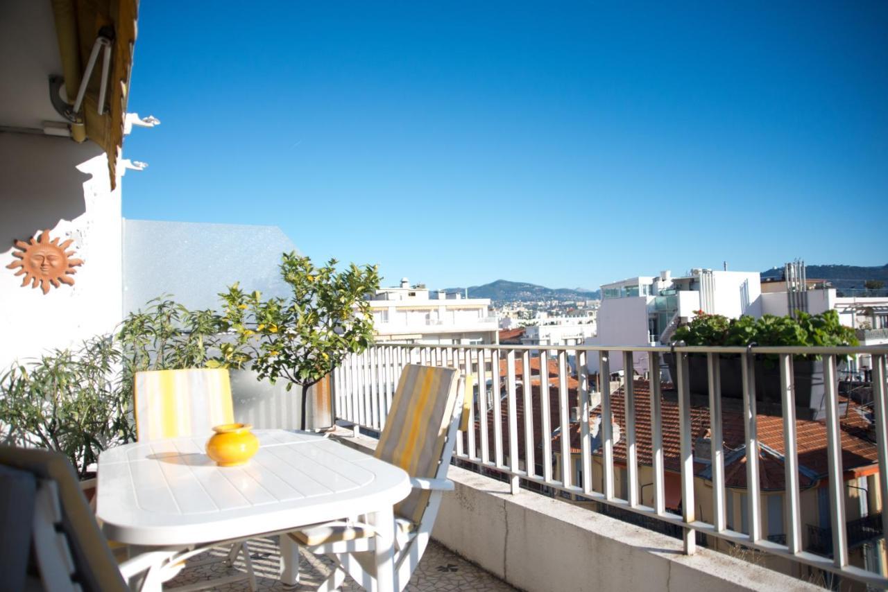 Appt A 150M De La Mer Apartment Nice Ngoại thất bức ảnh